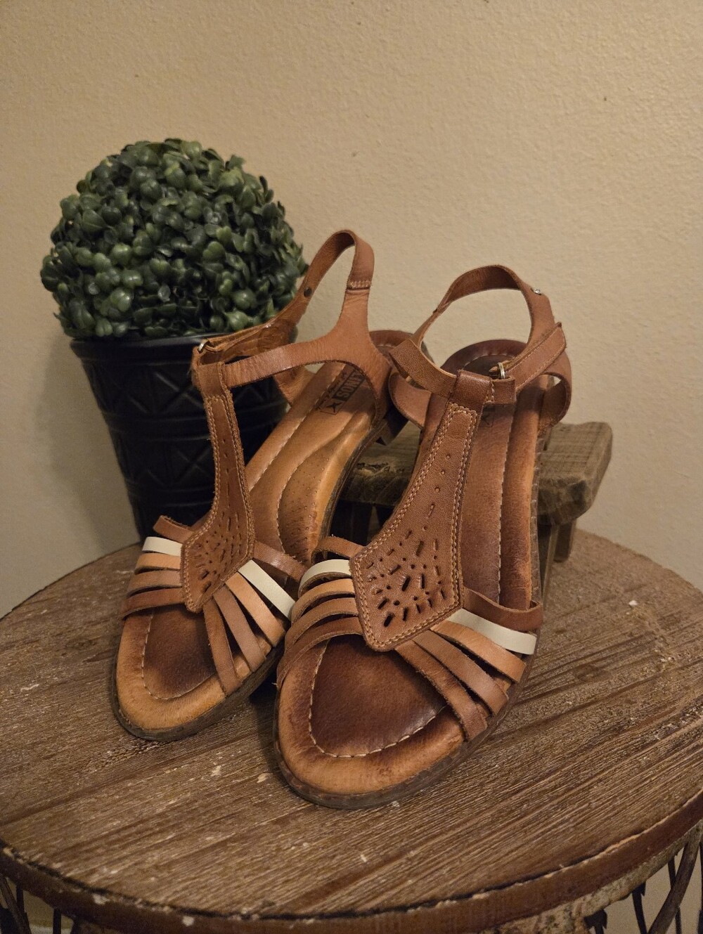PIKOLINOS Brandy Algar Brown Tan Die-Cut Leather‎ Strappy  Sandals SZ 38